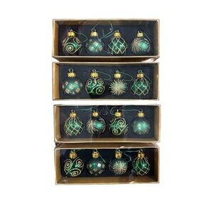VINTAGE CHRISTMAS MINI GLASS ORNAMENTS.
